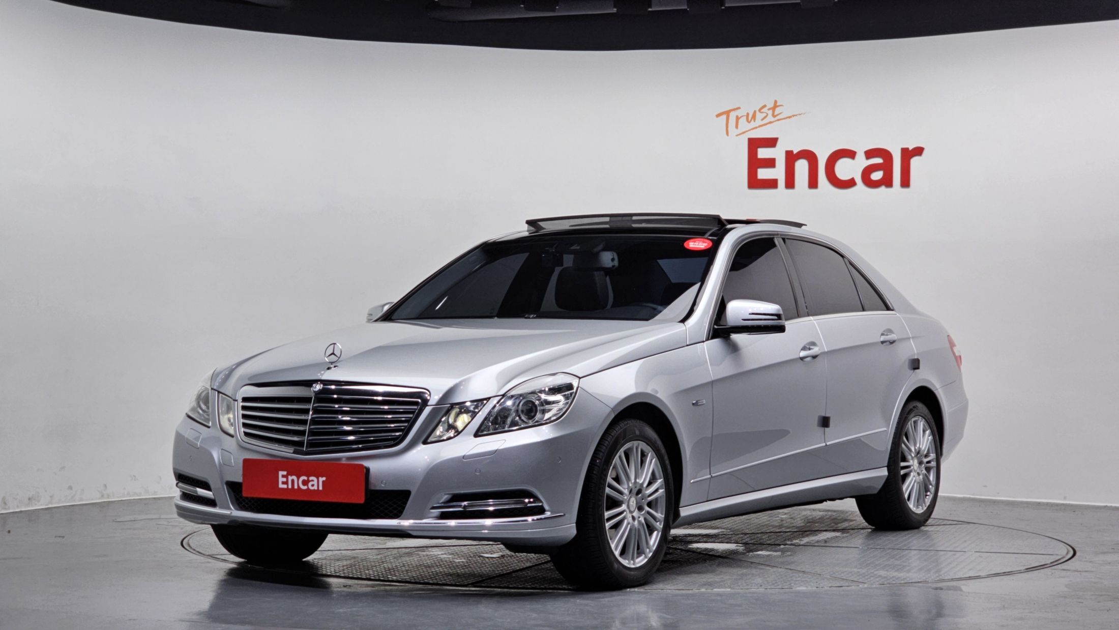 MERCEDES BENZ E-CLASS W212