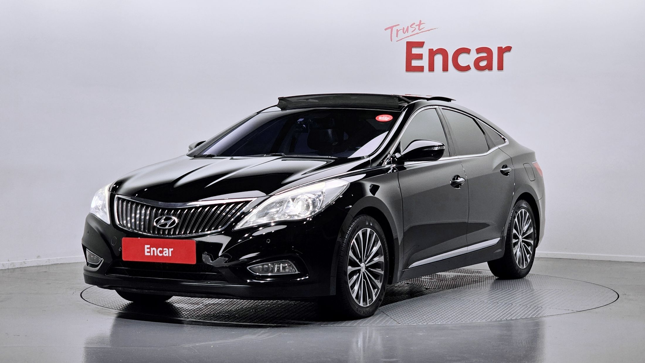 HYUNDAI GRANDEUR HG 2013