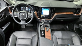 VOLVO XC60 2018