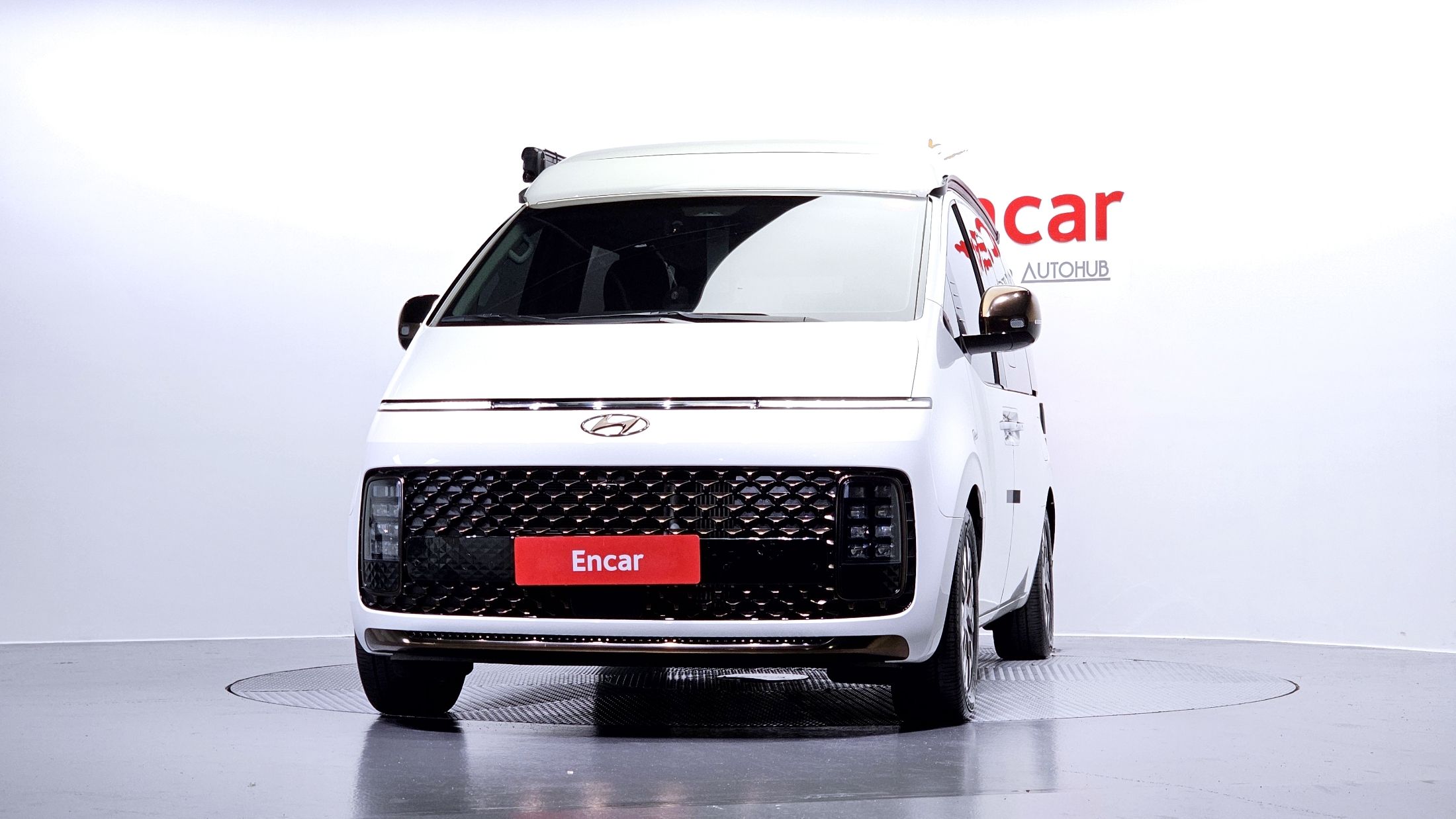 HYUNDAI STARIA 2023