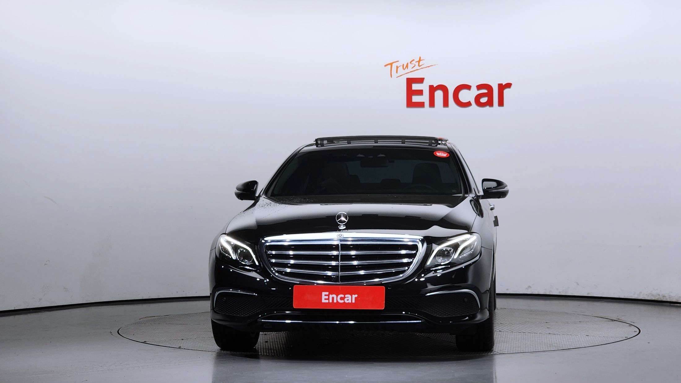 MERCEDES BENZ E-CLASS W213 2017