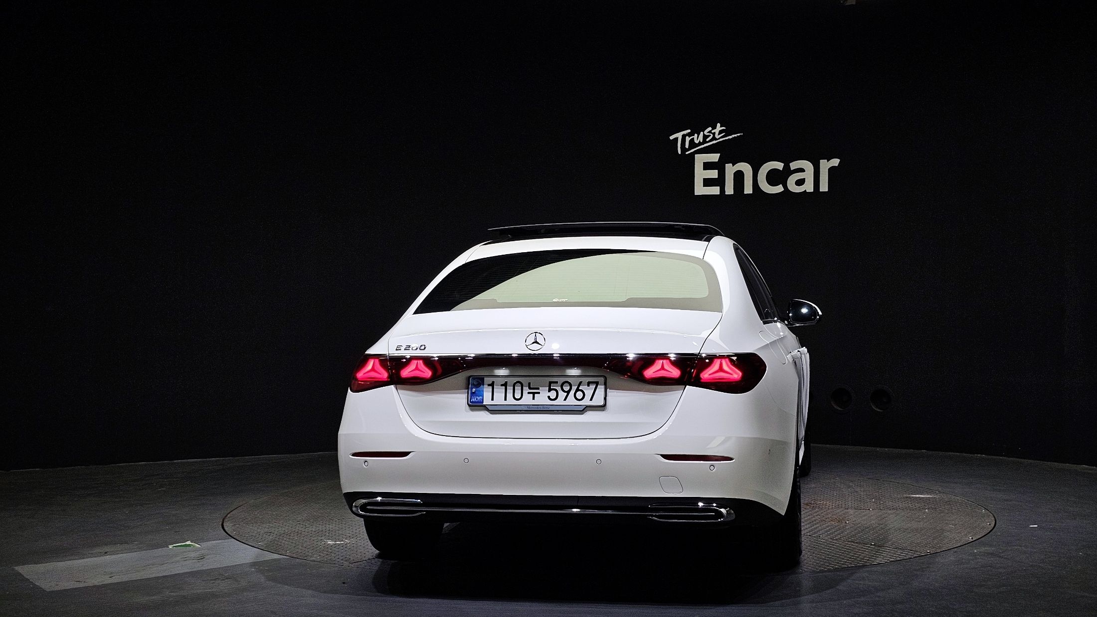 MERCEDES BENZ E-CLASS W214