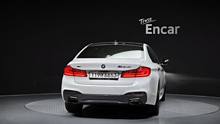 BMW 5-SERIES G30 2018