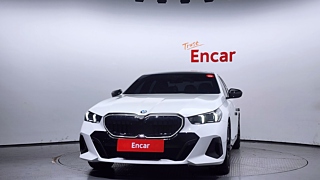BMW 5-SERIES G60 2024