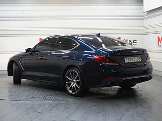 GENESIS G70 2020