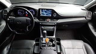 HYUNDAI GRANDEUR IG 2017
