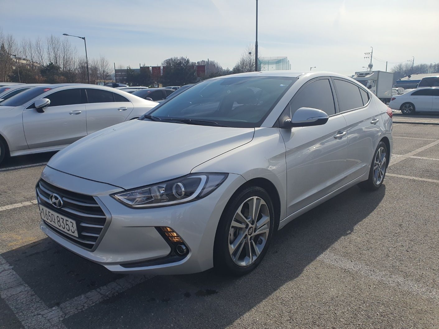HYUNDAI AVANTE AD