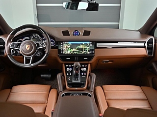 PORSCHE CAYENNE PO536 2023