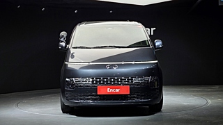 HYUNDAI STARIA 2023
