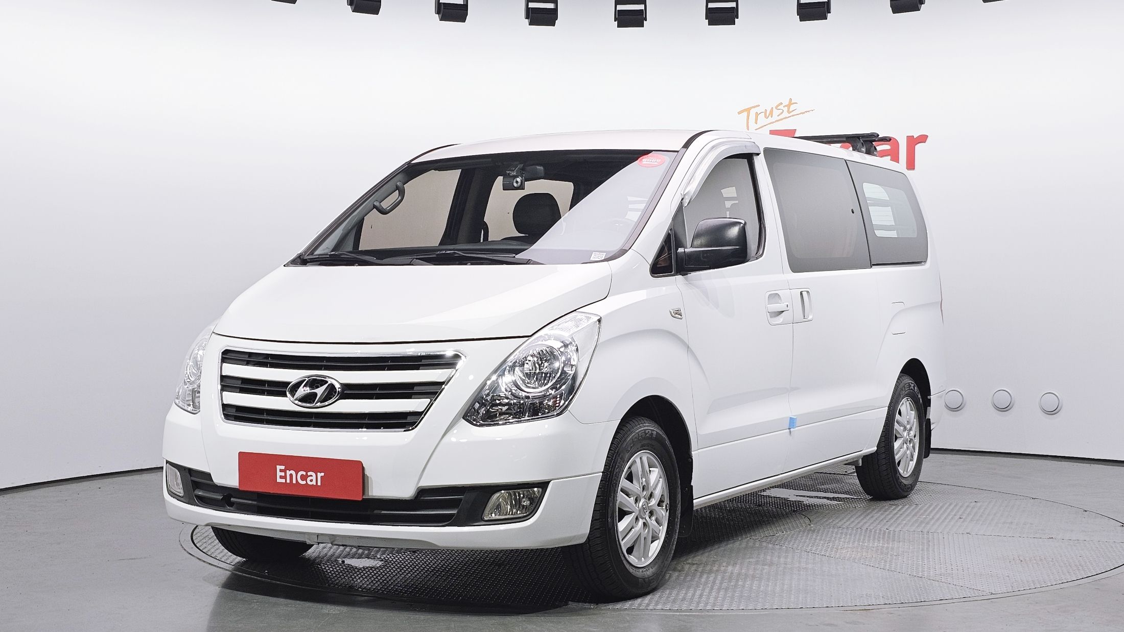 HYUNDAI STAREX GRAND
