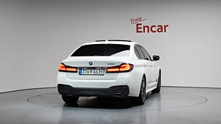 BMW 5-SERIES G30 2020