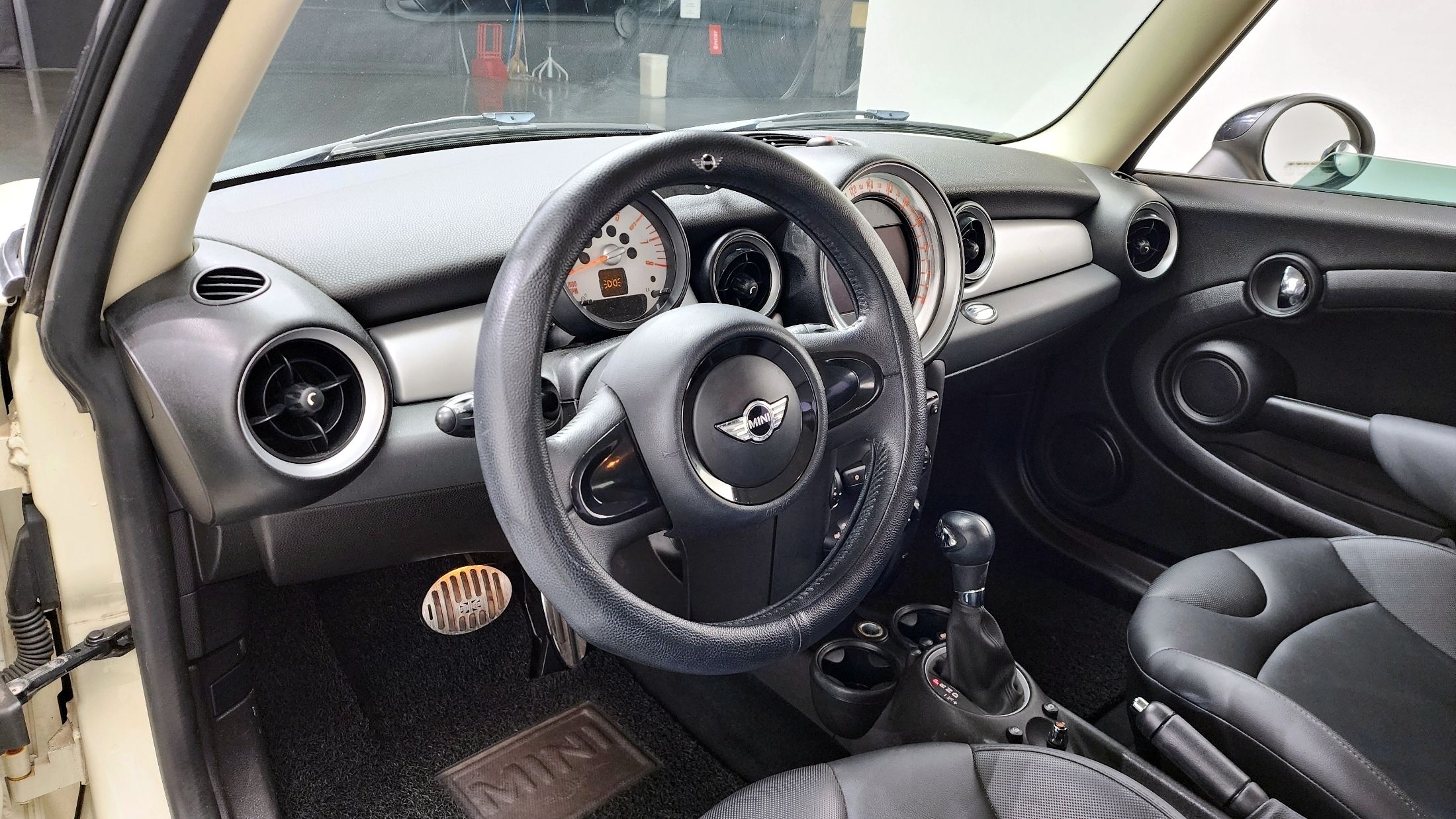 MINI COOPER 2012