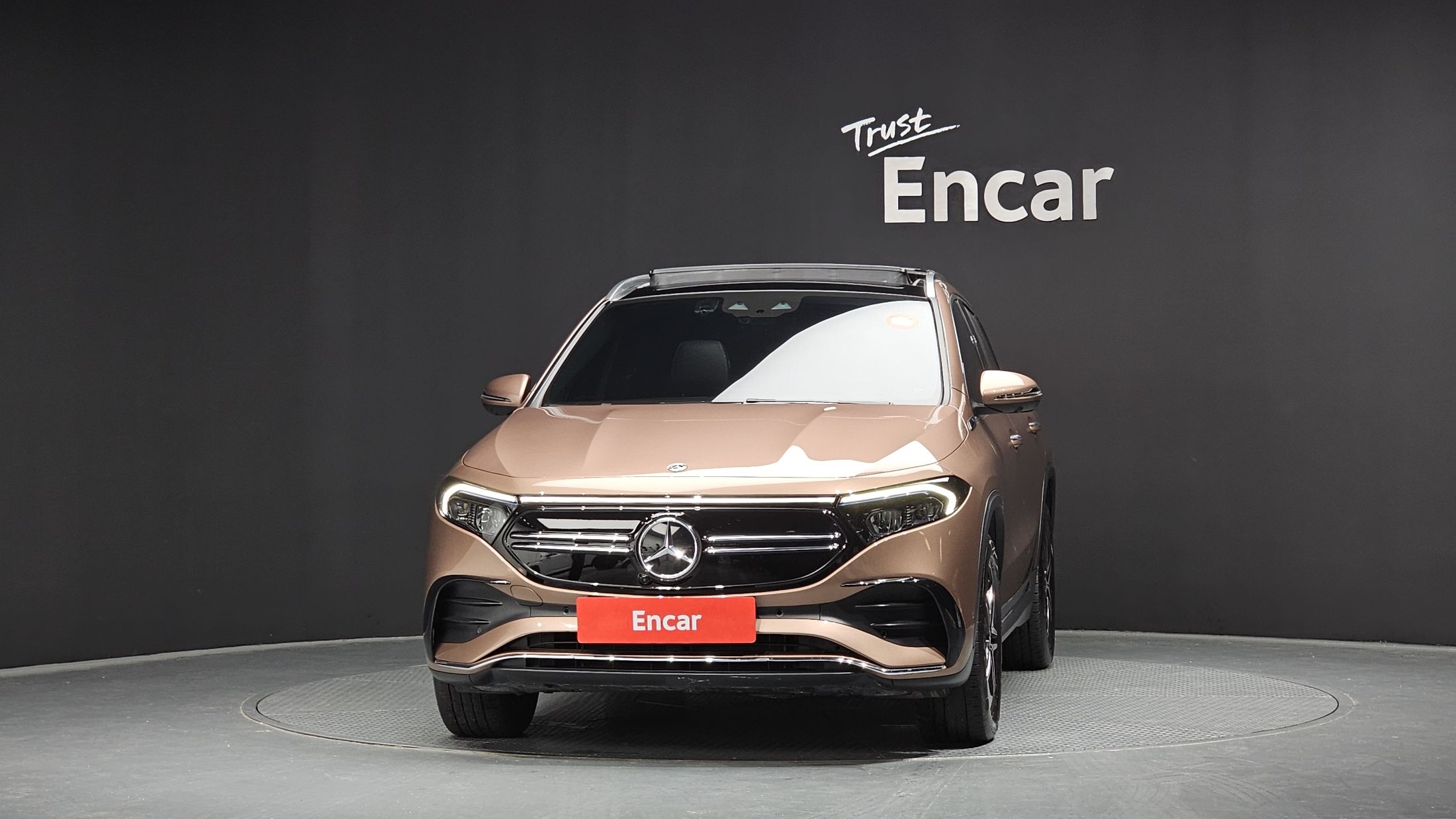 MERCEDES BENZ EQA H243
