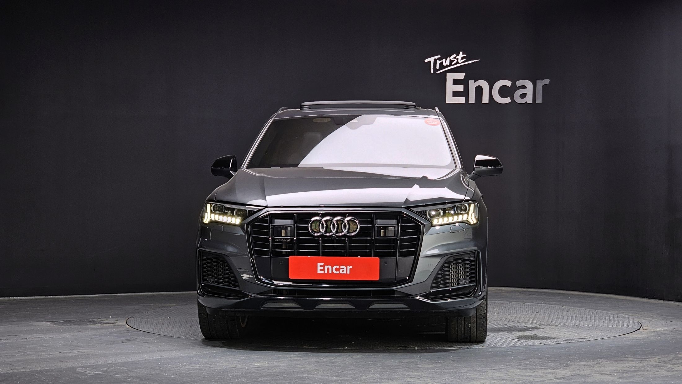 AUDI Q7 4M 2023