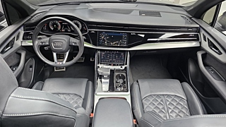 AUDI Q7 4M 2023