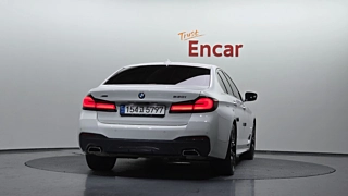 BMW 5-SERIES G30 2023