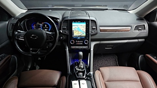 SAMSUNG QM6 2019