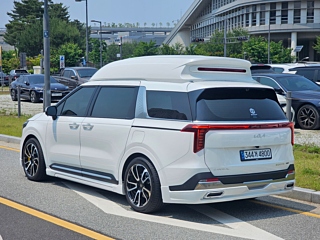 KIA CARNIVAL 2024