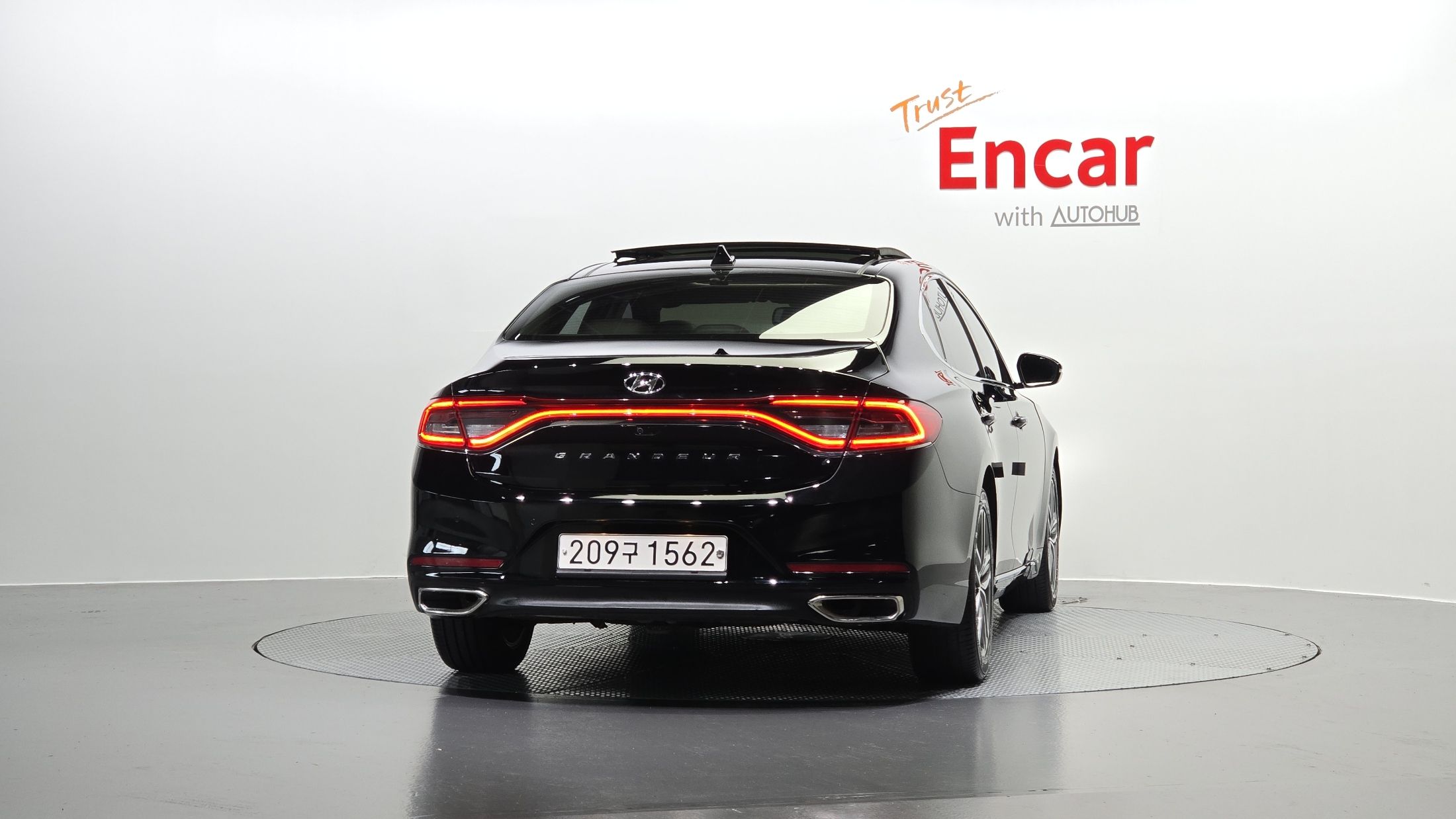 HYUNDAI GRANDEUR IG 2017