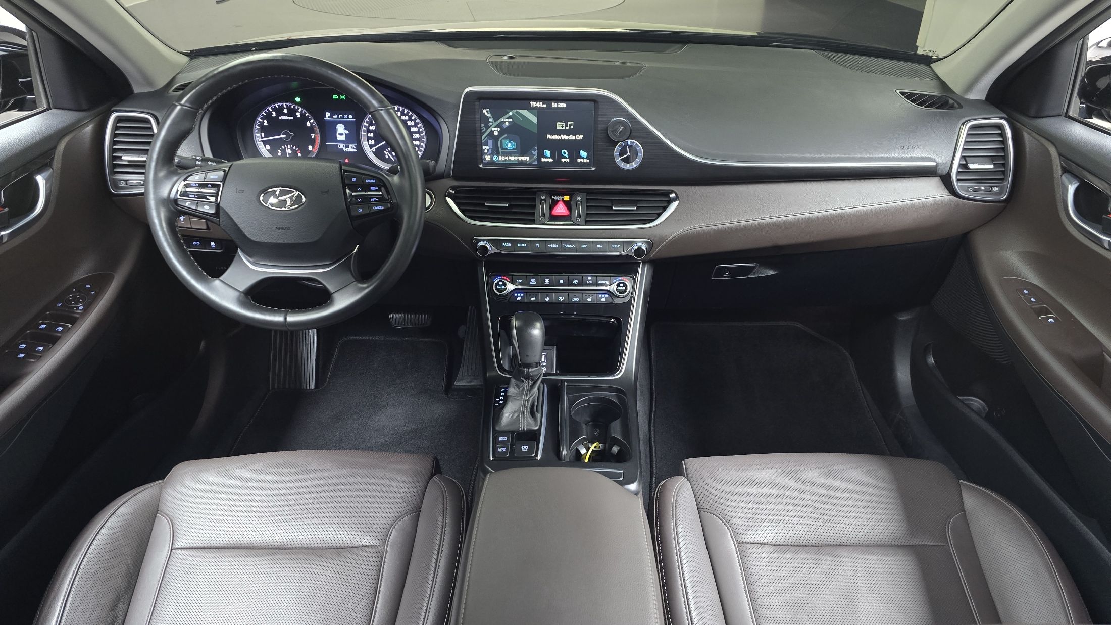 HYUNDAI GRANDEUR IG 2017