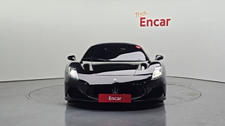 Заказать MASERATI MC20