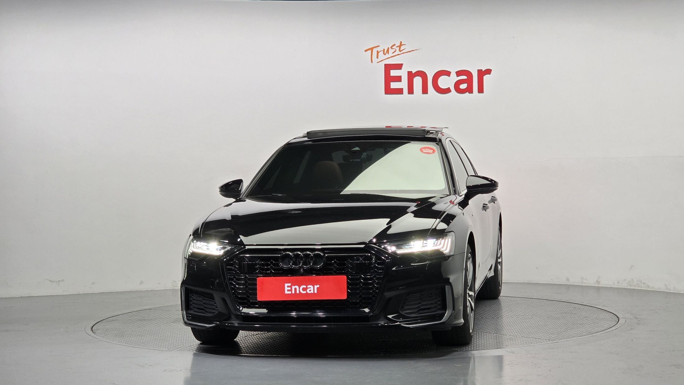 AUDI A6 C8