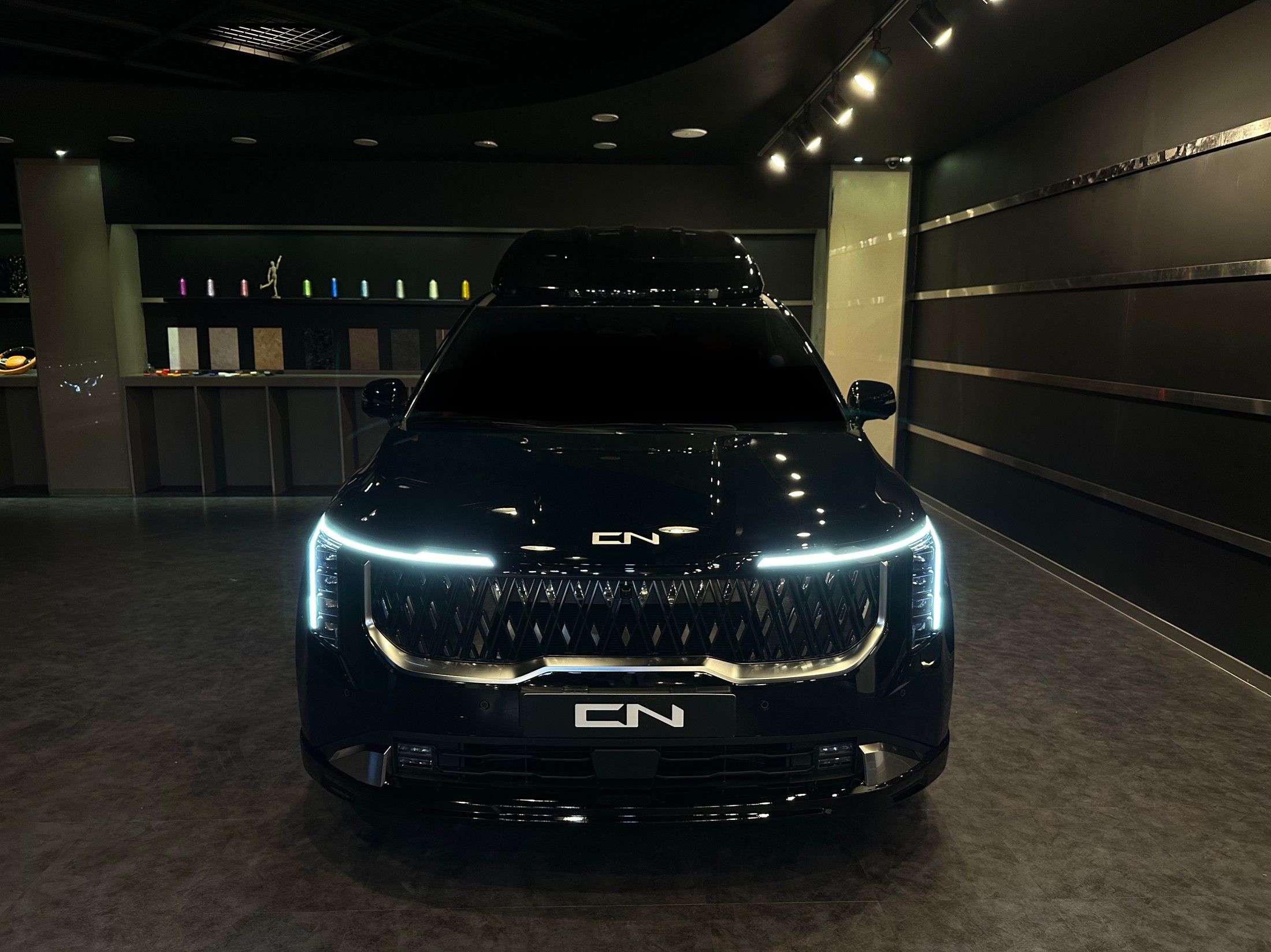 KIA CARNIVAL