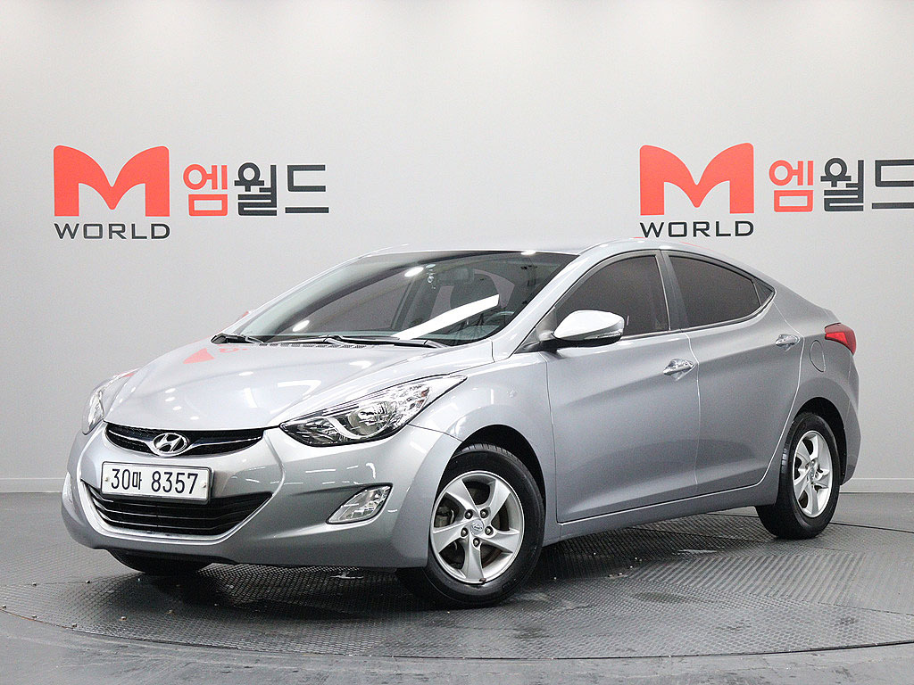 HYUNDAI AVANTE MD 2012