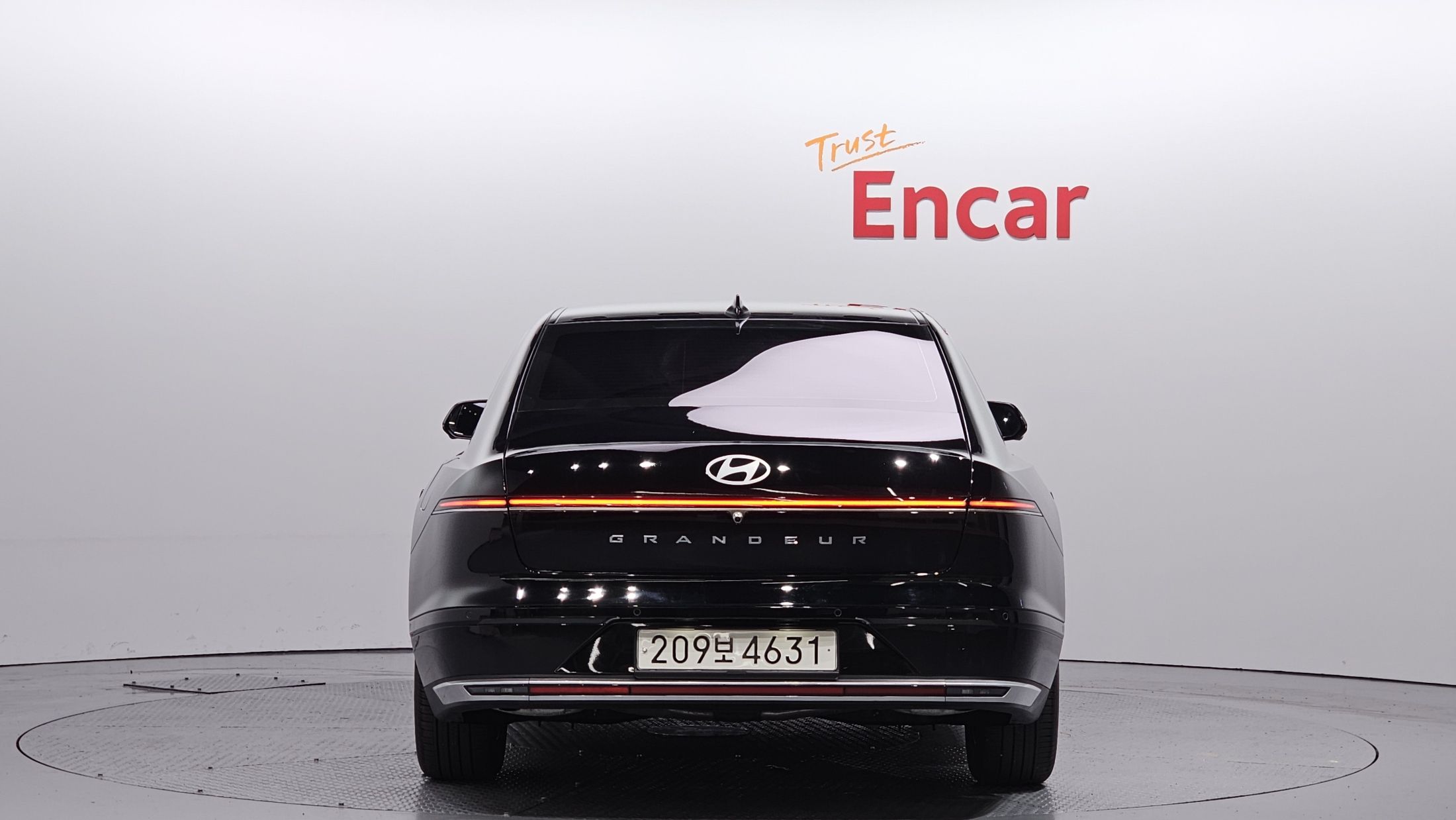 HYUNDAI GRANDEUR HYBRID GN7 2024