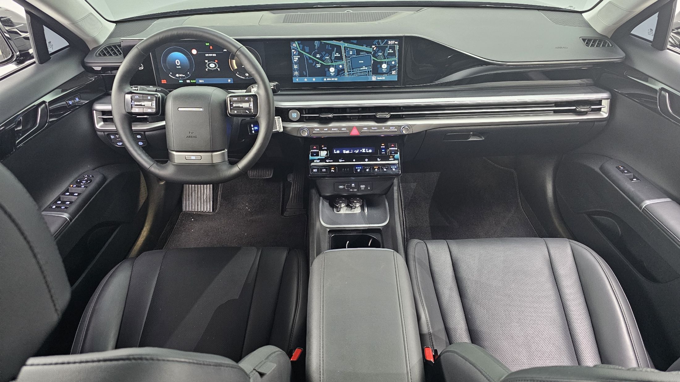 HYUNDAI GRANDEUR HYBRID GN7 2024