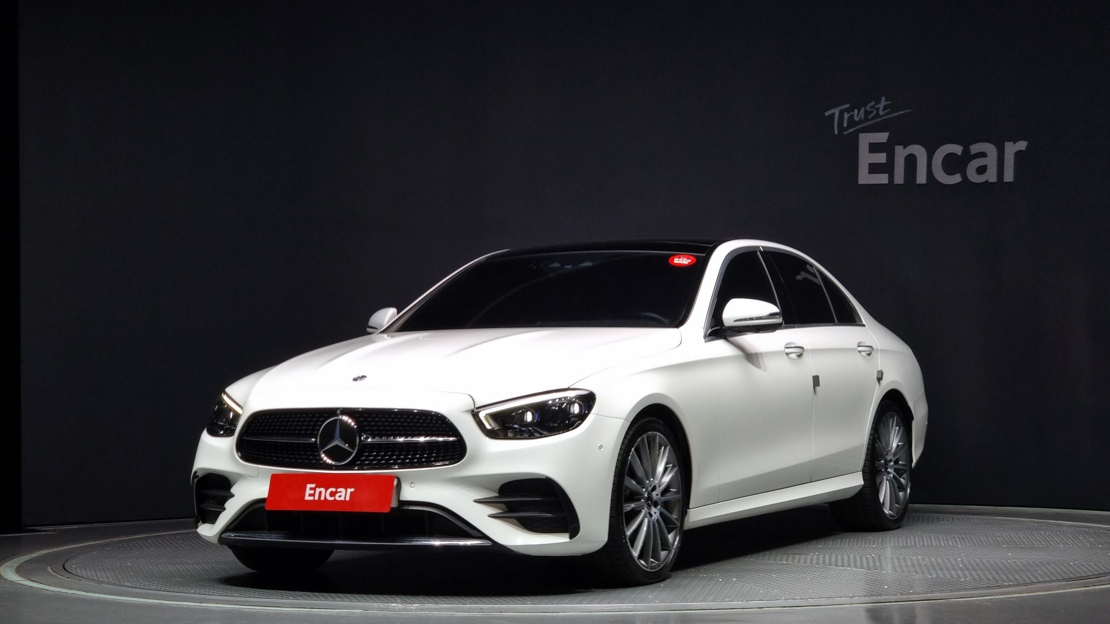 MERCEDES BENZ E-CLASS W213 2020