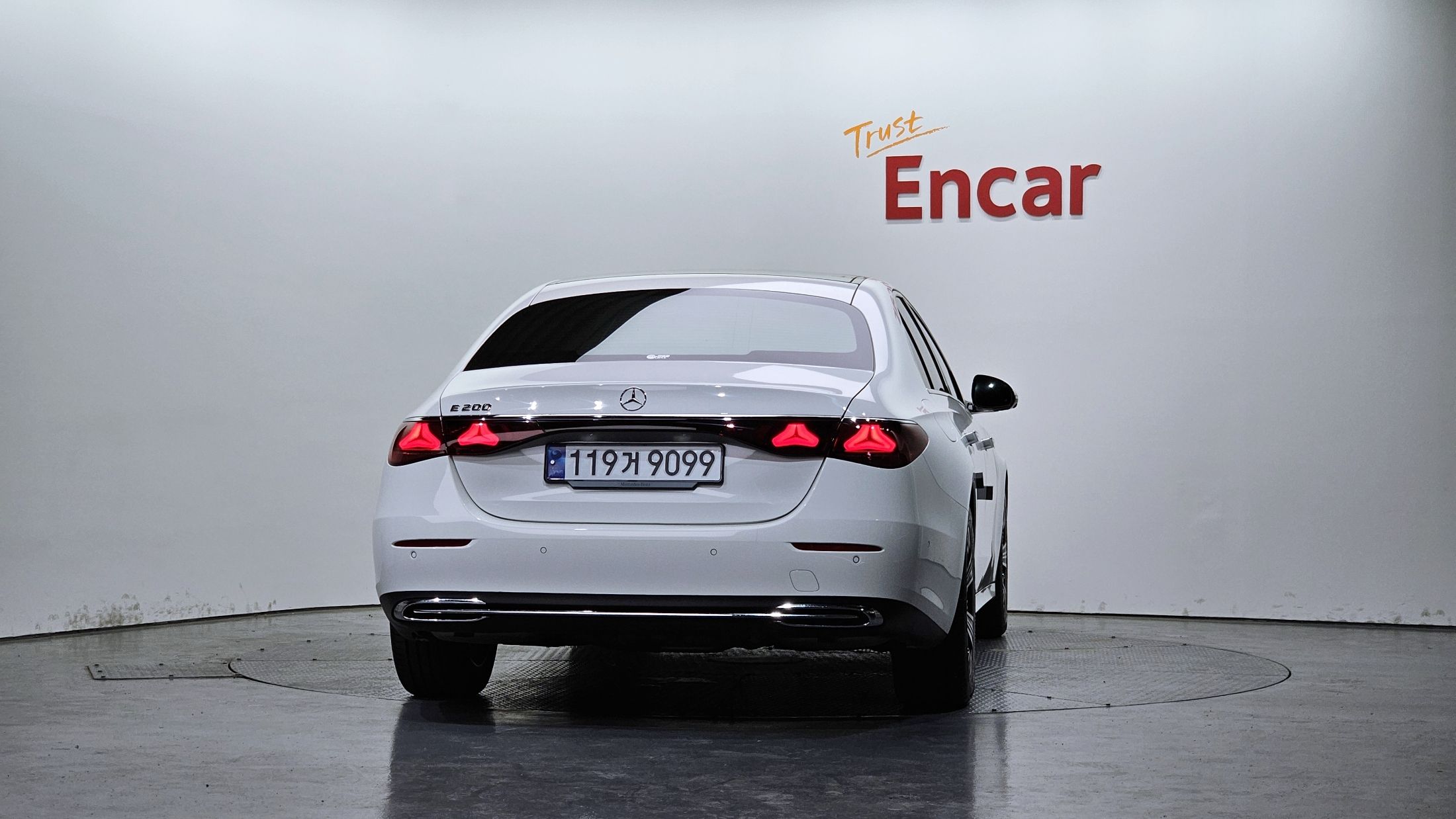 MERCEDES BENZ E-CLASS W214