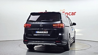 KIA CARNIVAL 2018