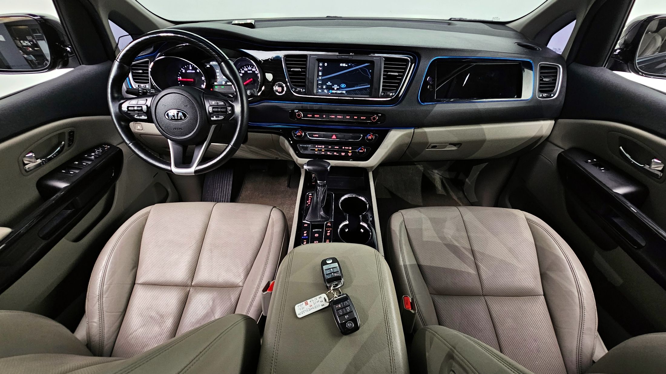 KIA CARNIVAL 2018