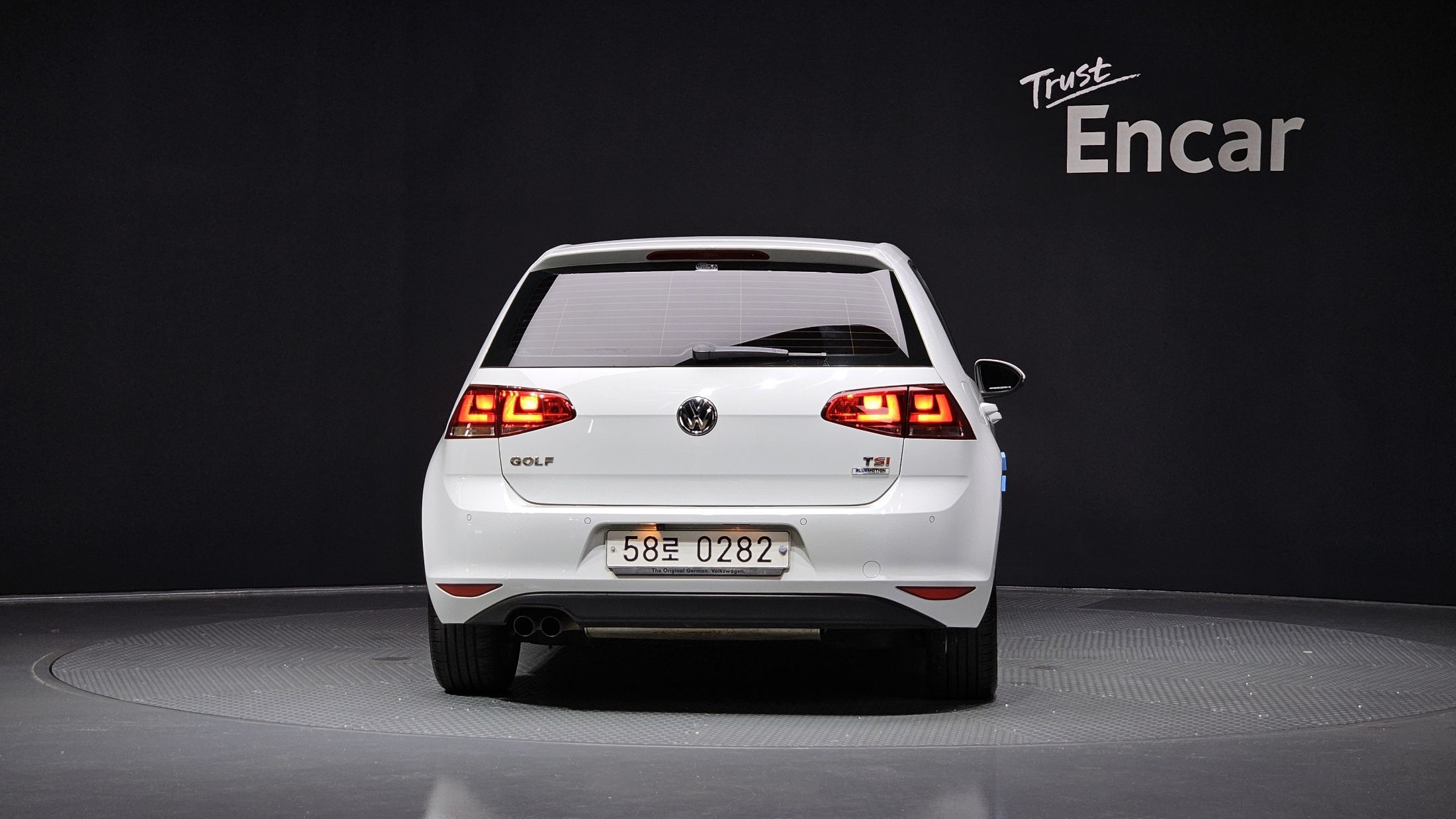 VOLKSWAGEN GOLF 2016