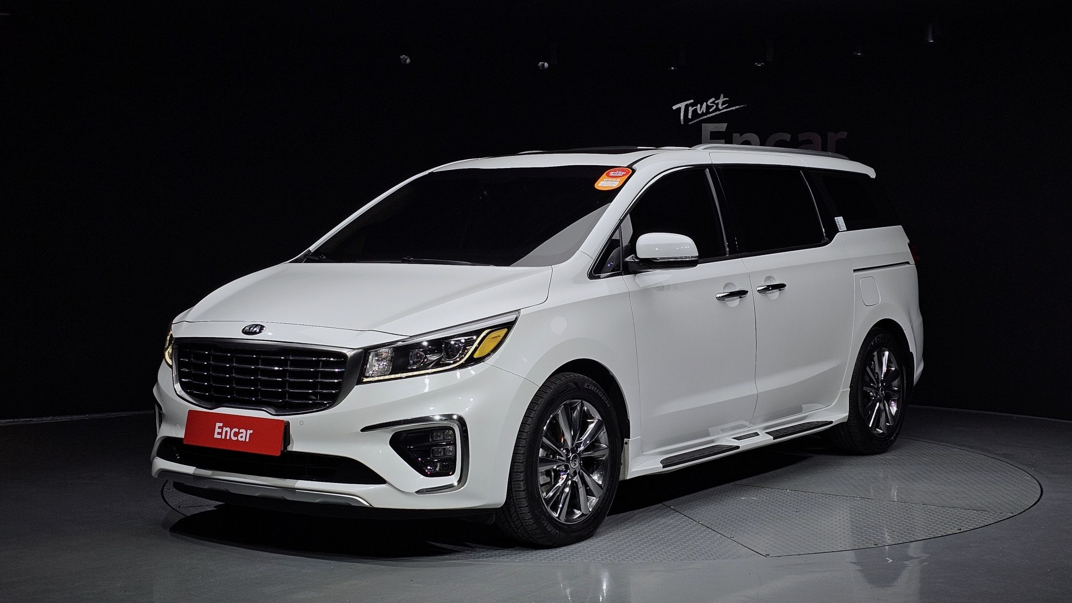 KIA CARNIVAL 2018