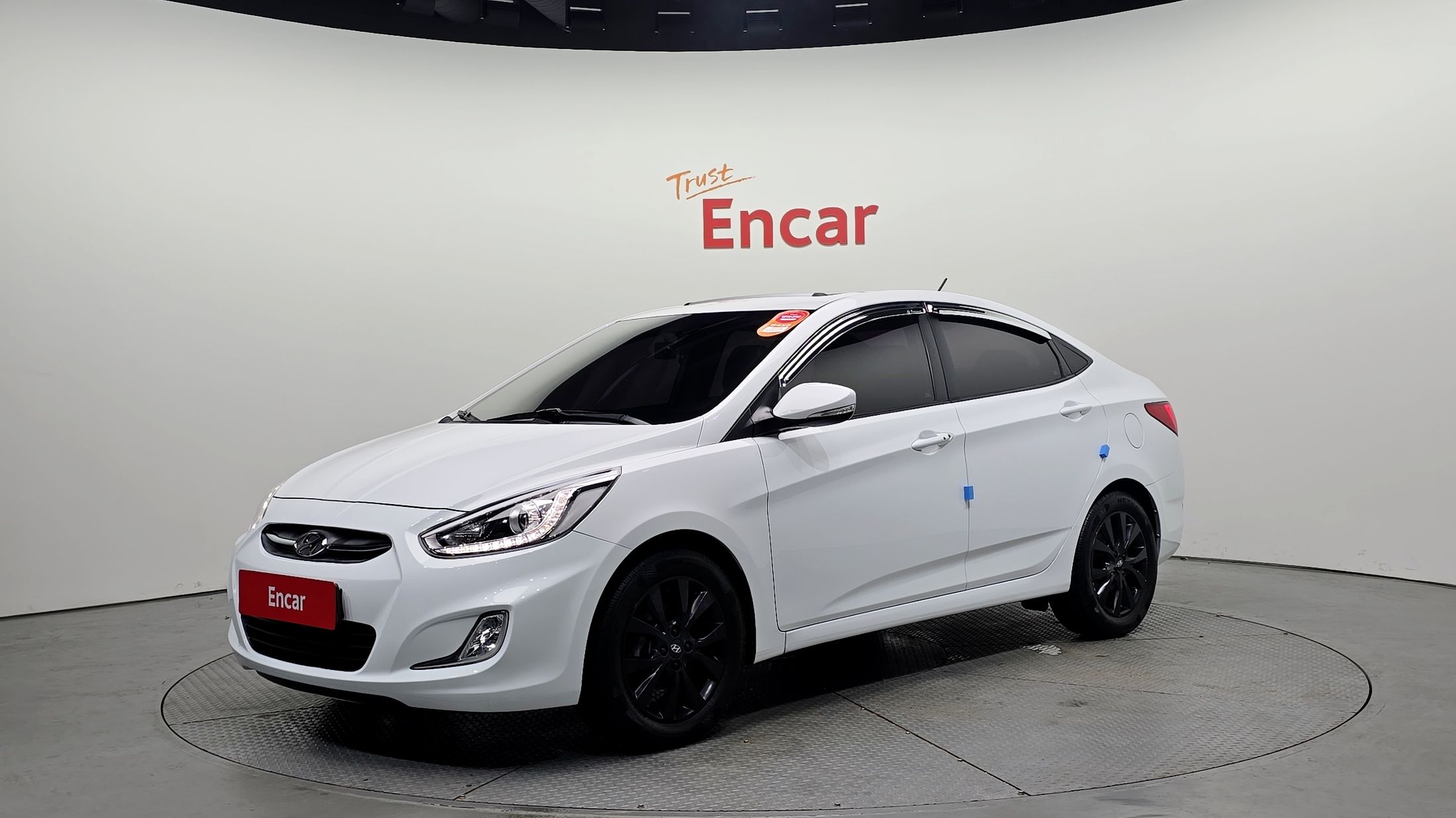 HYUNDAI ACCENT NEW