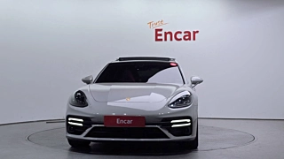 PORSCHE PANAMERA 971 2023