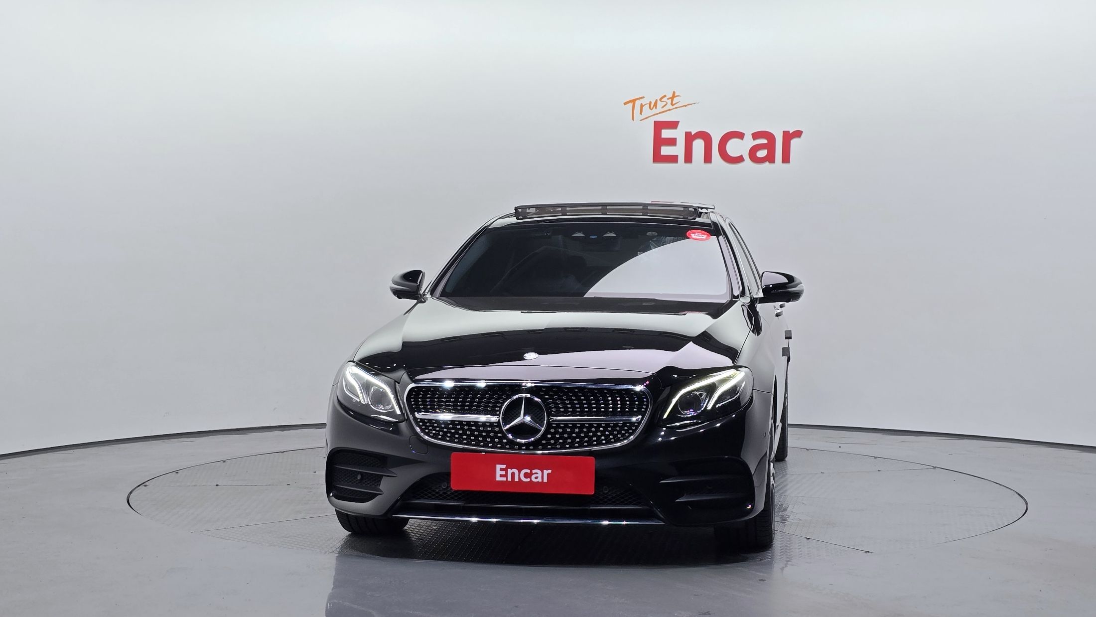 MERCEDES BENZ E-CLASS W213 2017