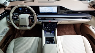 HYUNDAI GRANDEUR HYBRID GN7 2023