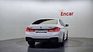BMW 5-SERIES G30 2020