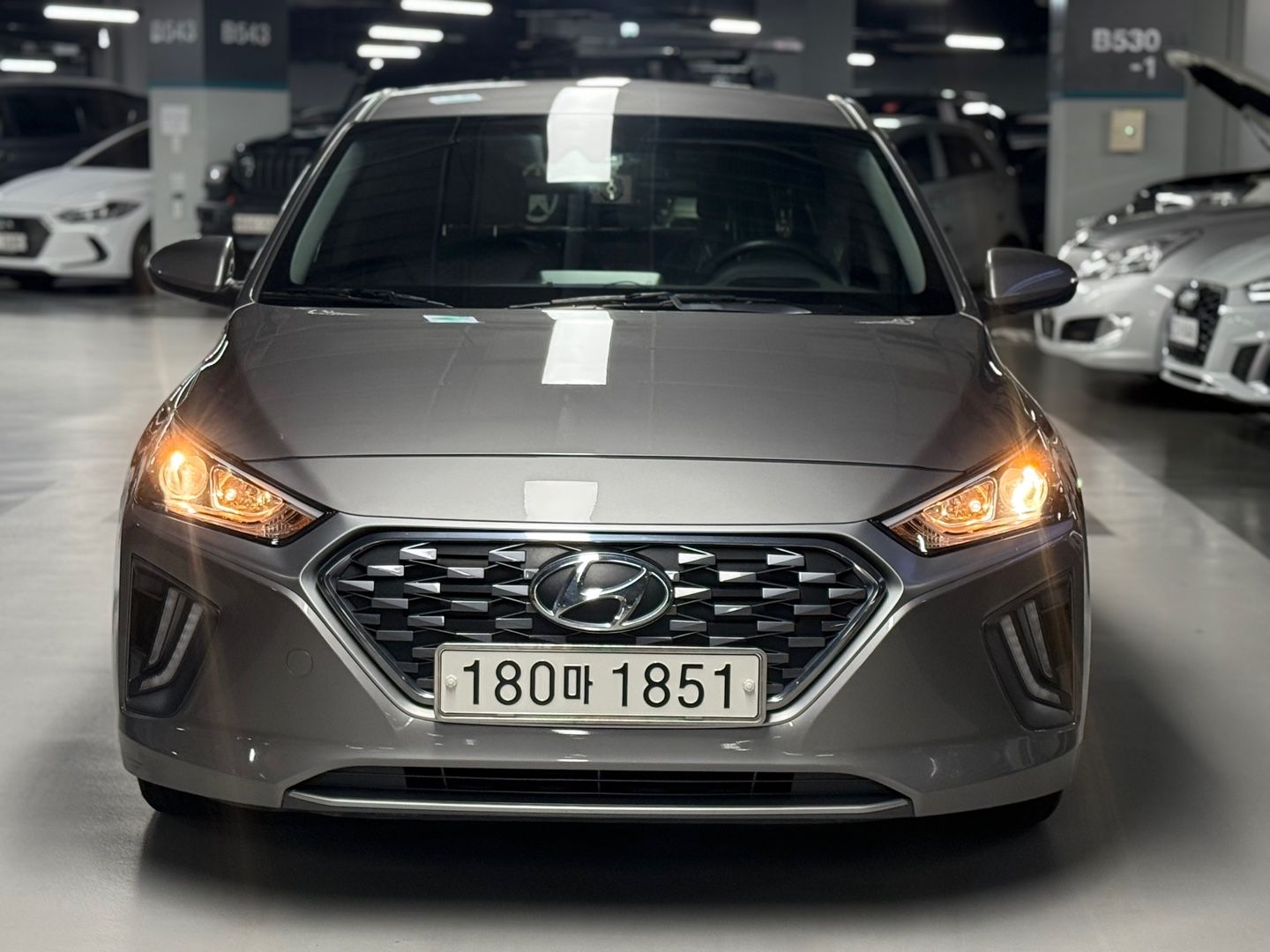 HYUNDAI IONIQ HYBRID