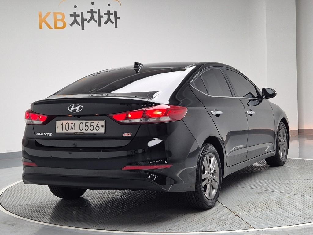 HYUNDAI AVANTE AD 2016
