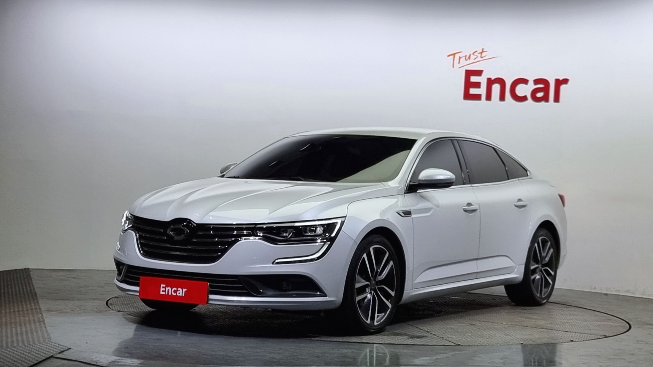 RENAULT SAMSUNG SM6 2018