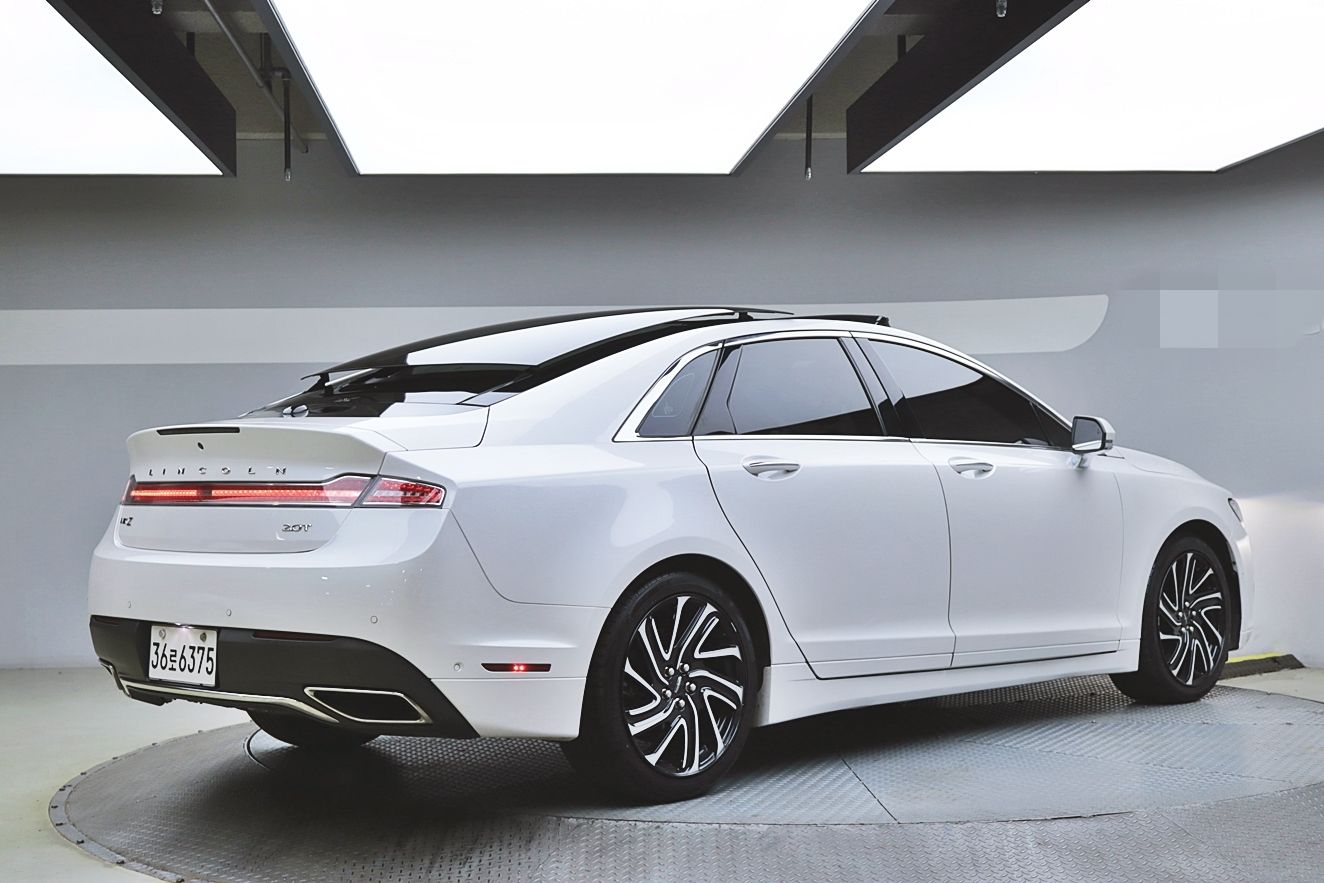 LINCOLN MKZ