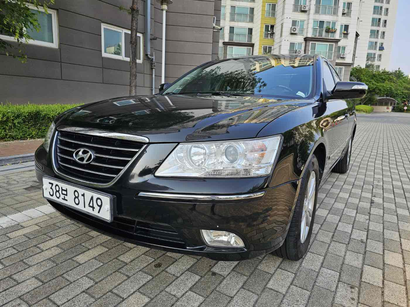 HYUNDAI NF SONATA TRANSFORM