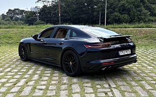 PORSCHE PANAMERA 971 2018
