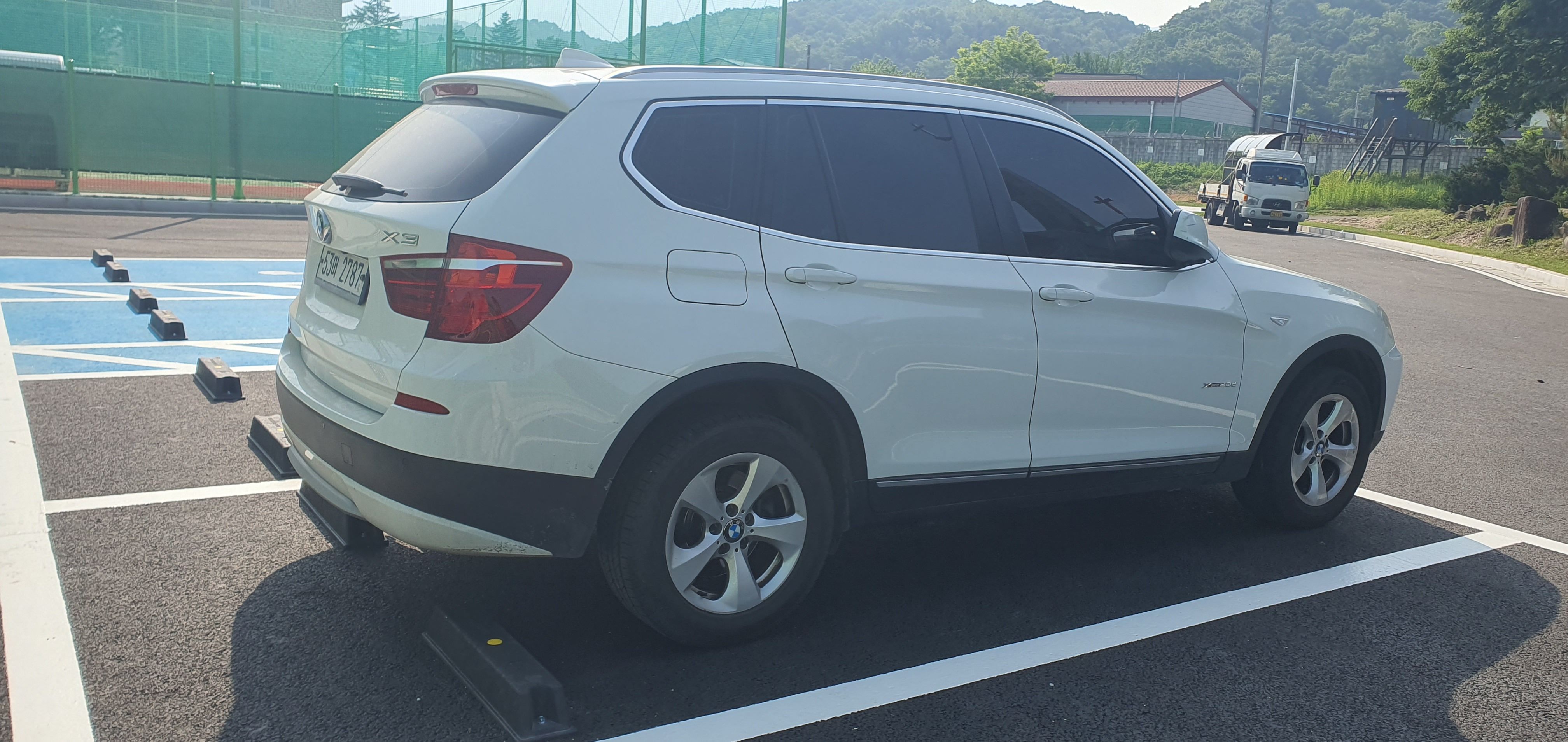 BMW X3 F25