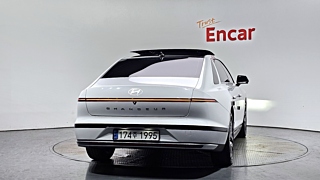 HYUNDAI GRANDEUR HYBRID GN7 2023
