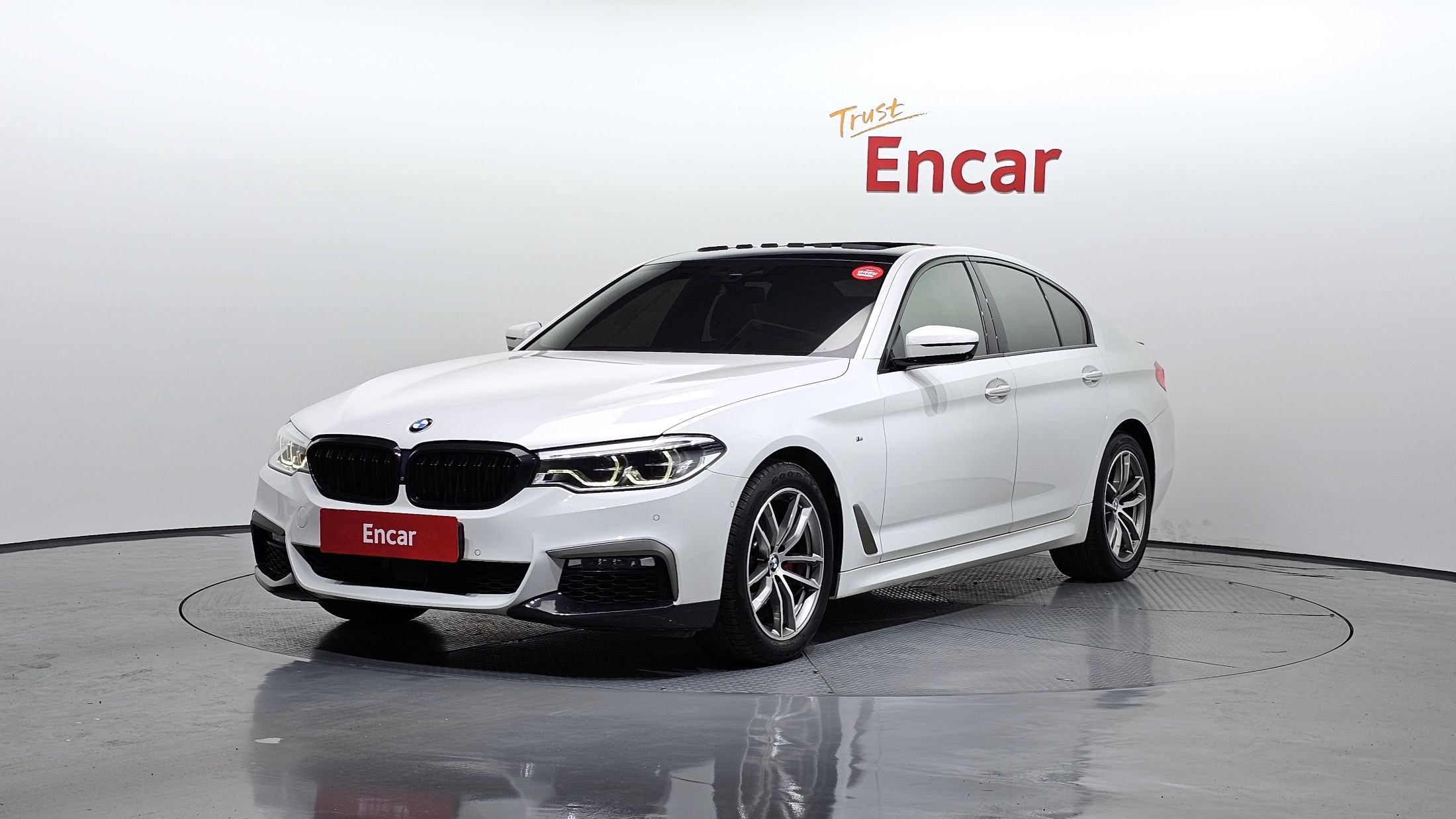 BMW 5-SERIES G30 2017
